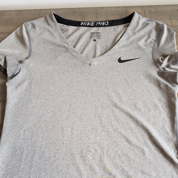 Nike Pro Running Shirt - Picture 1 of 5